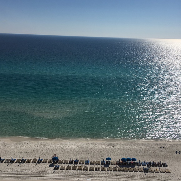 Meet your Posher, Lindsey - Picture 1 of 1